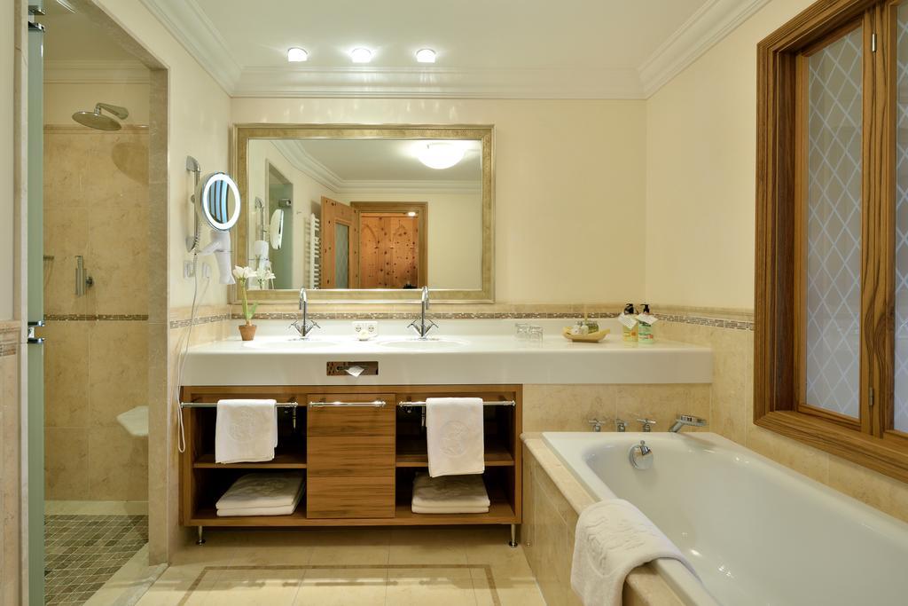 Deluxe Family Suite,1134958699:JPEG